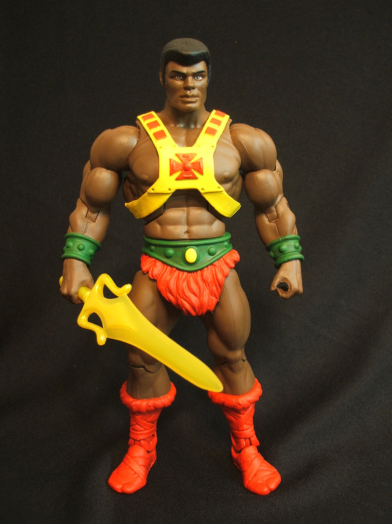 Illustration for article titled Black He-Man, Blonde Teela & Other Amazing Custom Masters of the Universe Figures